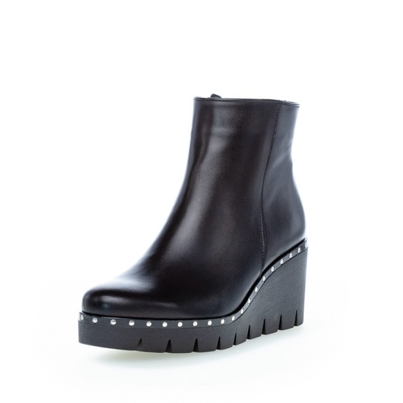 Gabor-Women's Size 8.5 but fit like a size 10 Black Utopia Wedge Heel Ankle Boot - Picture 3 of 12